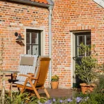 度假居 Experience East Frisia At The Gulfhof